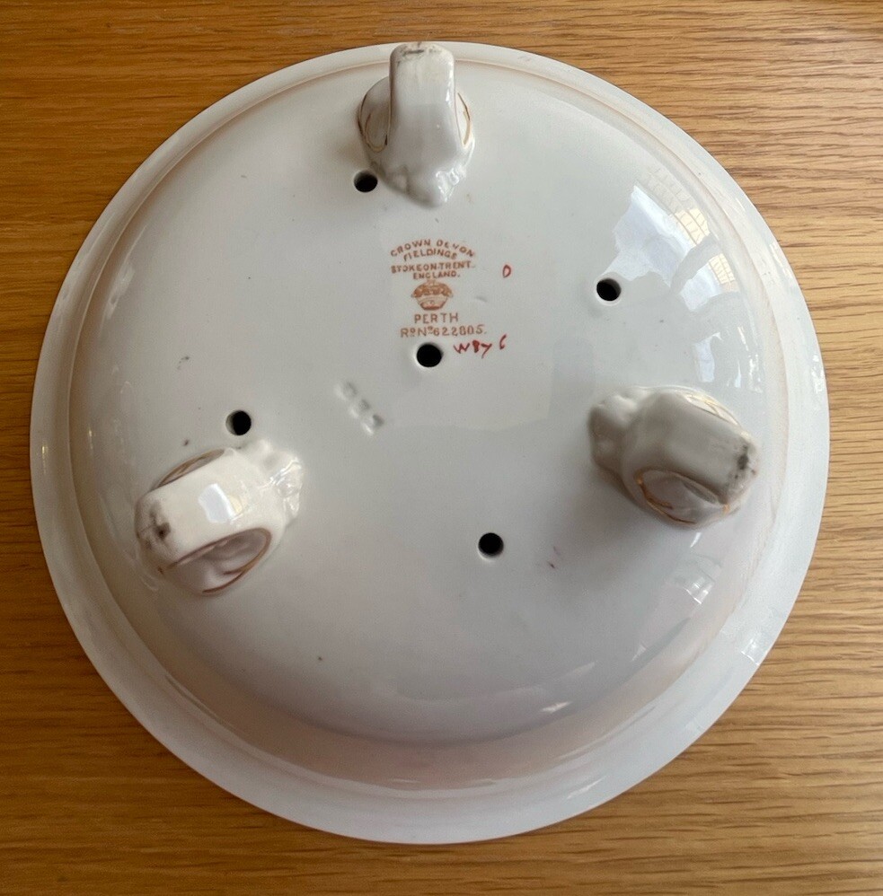 Antique Crown Devon Fieldings salad Water Drainer, Perth Pattern, Base Damage