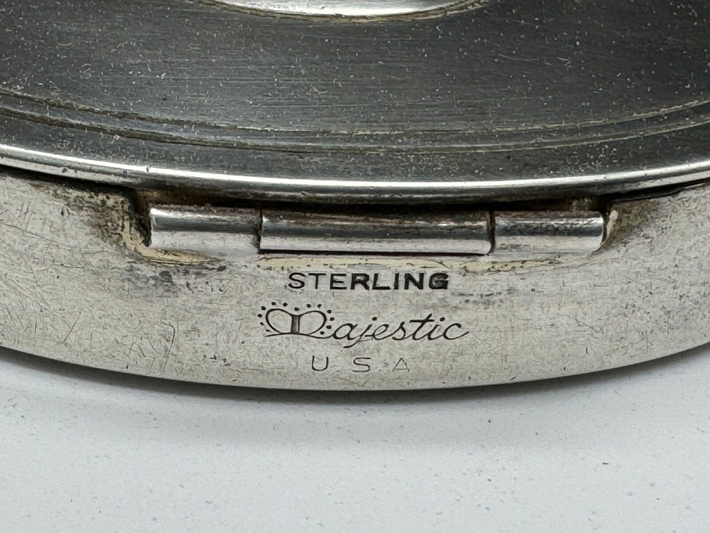 Vintage MAJESTIC STERLING SILVER COMPACT POWDER BOX