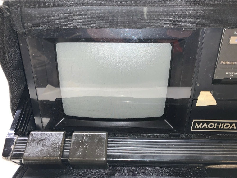 MACHIDA VIDEO SYSTEM, MCV-2000, 21" x 23" x 10" CASE DIM.