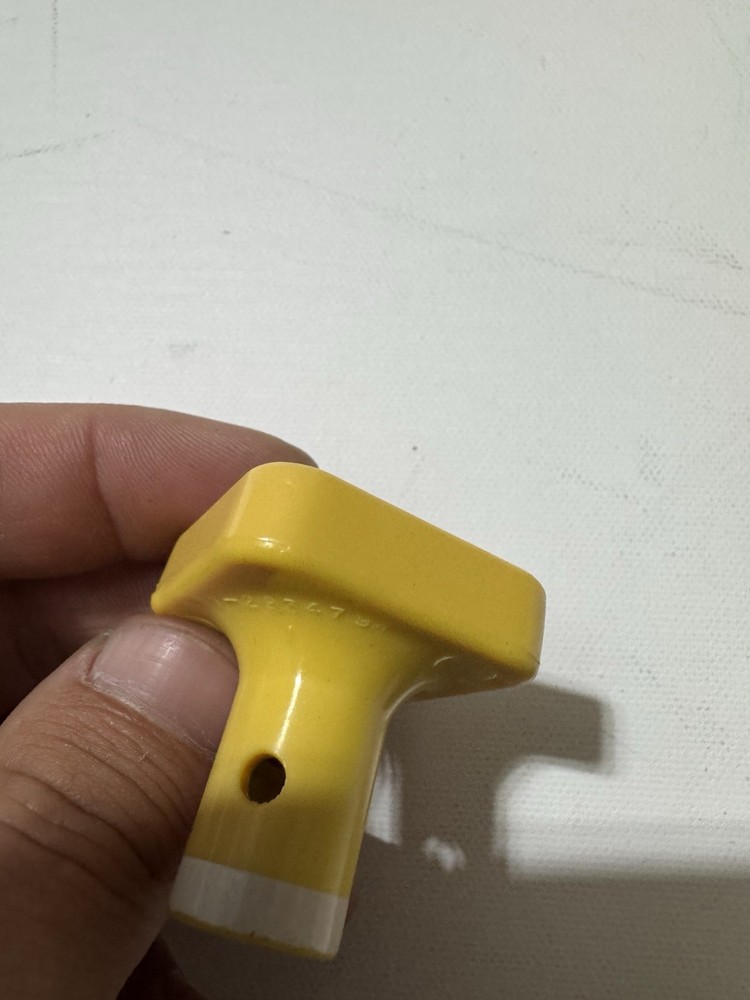 Bendix Parking Brake Dash Valve Knob Yellow Pull Apply Push Release