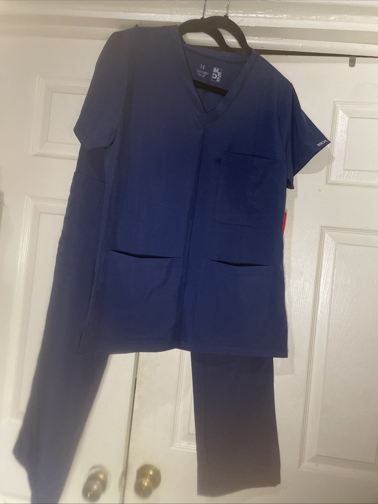 Medium Navy Scrub Uniform Set