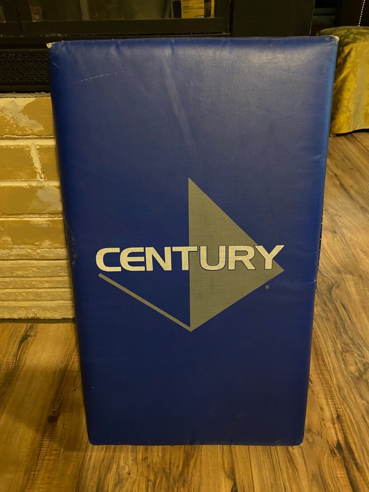 MMA/Boxing Focus Mitts, Kicking Shields, Strike Pad & Breakable Board Lot
