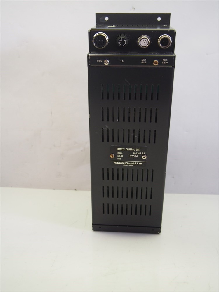 Hitachi RU-97D2 Remote Control Unit Missing Plastic Cover