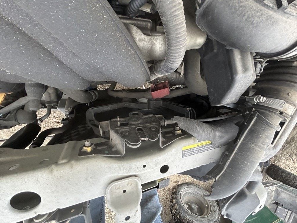VERSA 2014 Keys/Latches/Locks 104750046