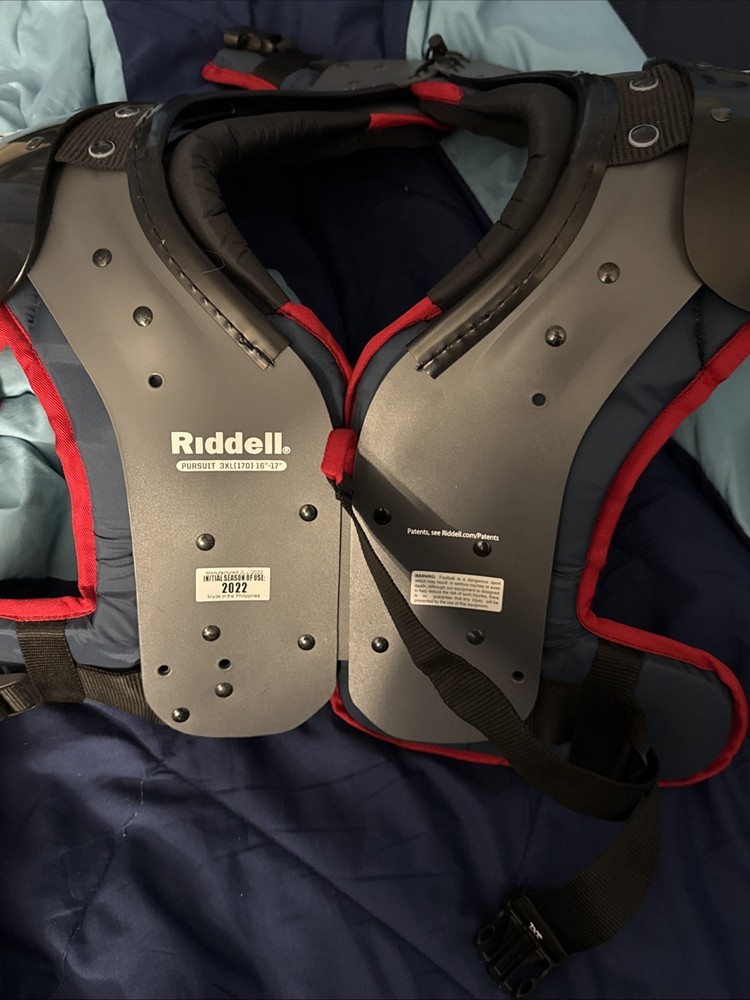Riddell Pursuit Shoulder Pads