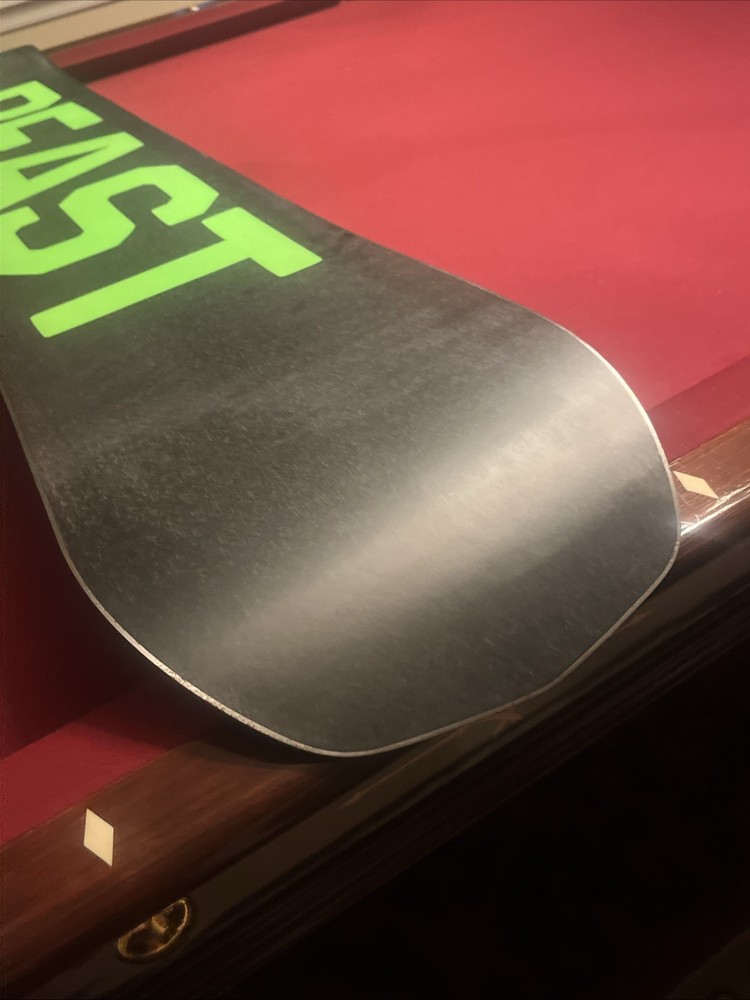 Monster Energy 154 Snowboard collaboration 2017 never summer