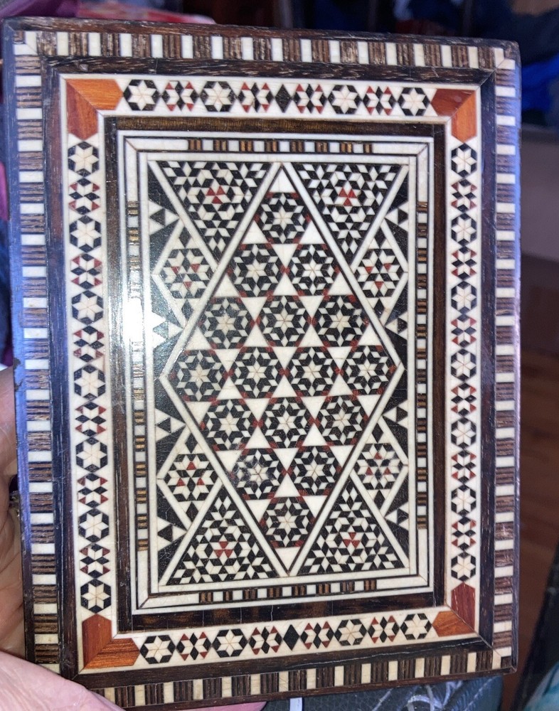 Middle Eastern mosaic box with inlay