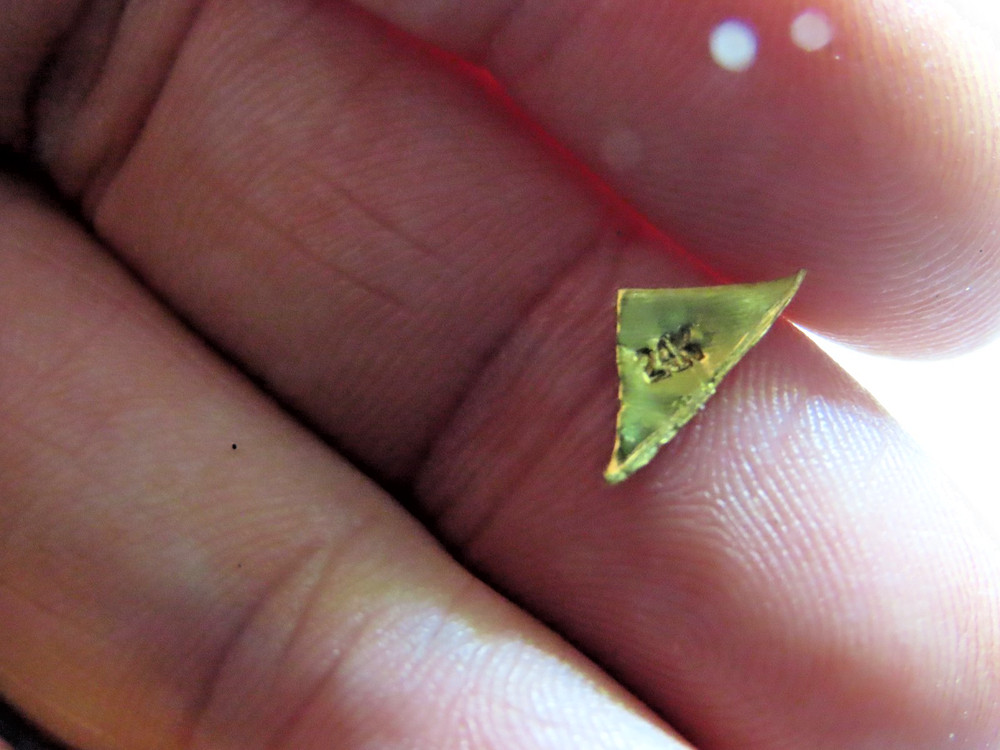 Pure Gold Pyramid 0.22 Grams 24k