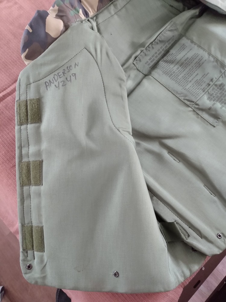 BODY ARMOR, FRAGMENTATION PROTECTIVE VEST GROUND TROOPS, X-LARGE. PASGT.