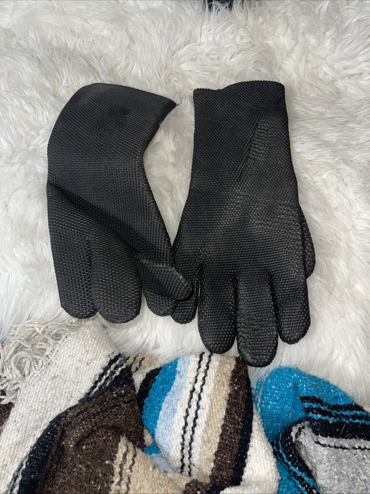 Neoprene On Branded, Diving Gloves, Medium Size Preowned