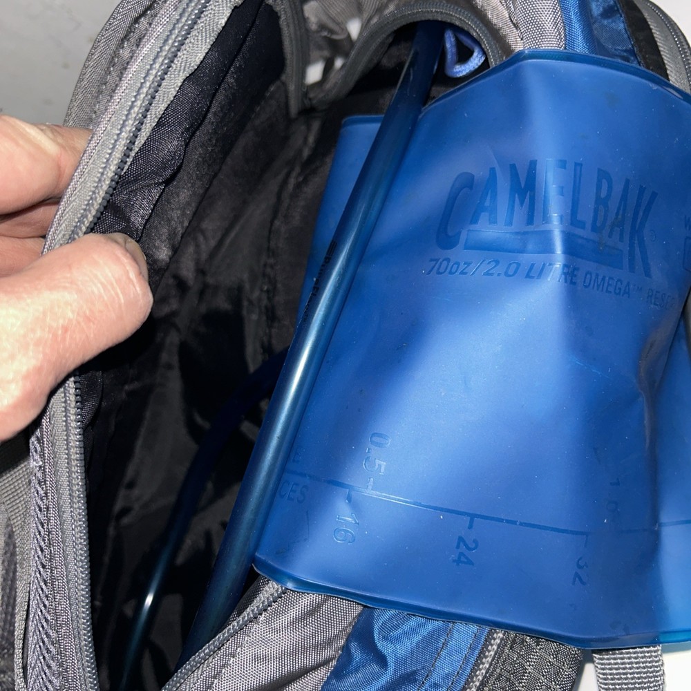 CAMELBAK Cloud Walker Hydration Backpack 70oz Black & Blue Hiking Pack