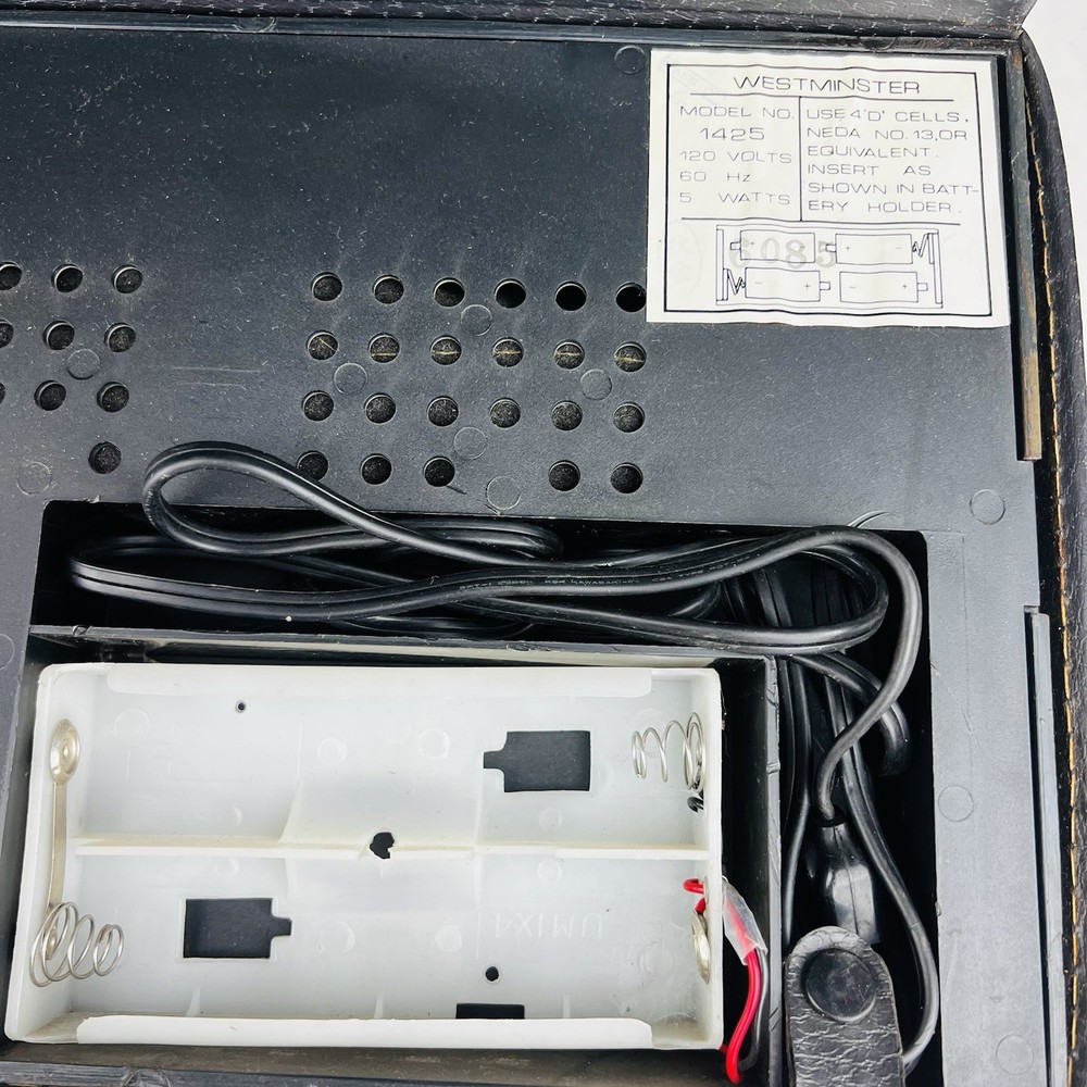 Vintage 70's 1425 Westminster Solid state World Time Ham operators multiband