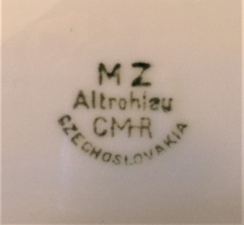 ANTIQUE CHINA DINNERWARE SET COMPLETE 7 PC SETTINGS FOR 12 BY ALTROHLAU