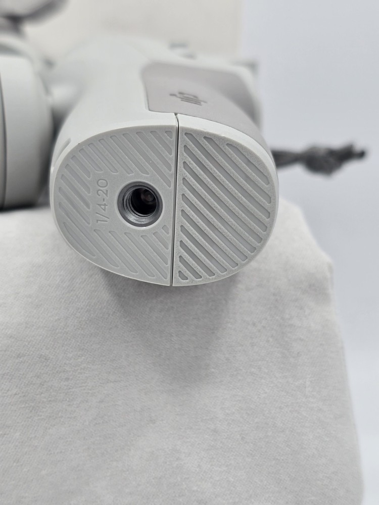 DJI Osmo Mobile SE Smartphone Gimbal Stabilizer - TESTED - Excellent