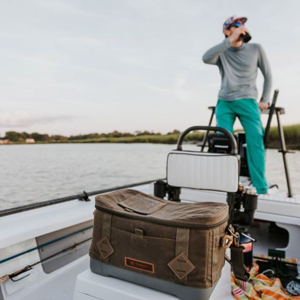 Fishpond Hailstorm Soft Cooler Peat Moss