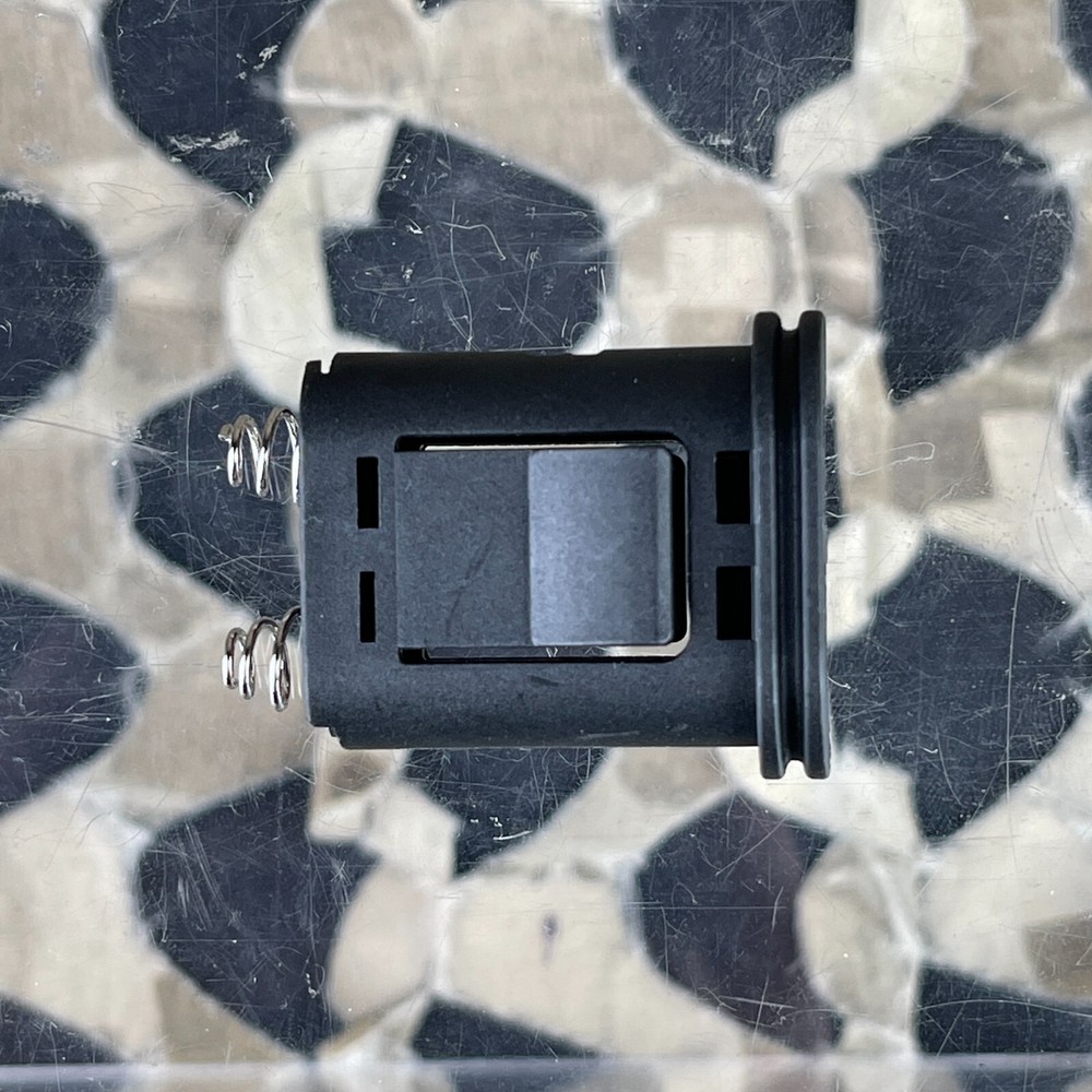 NEW Planet Eclipse CS2 Battery Clip Assembly (SPA050628A000)