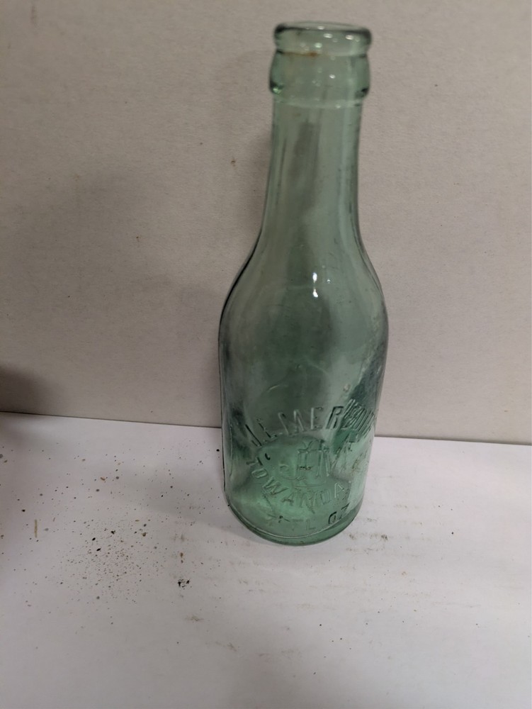 7oz J. E. Meredith Bottle, Towanda PA