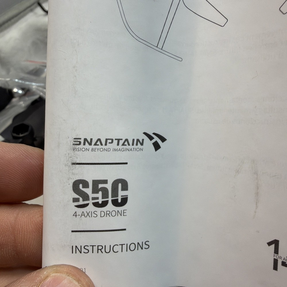 SNAPTAIN S5C Black Blue Quadcopter Drone with Controller & Case, Tested & Works