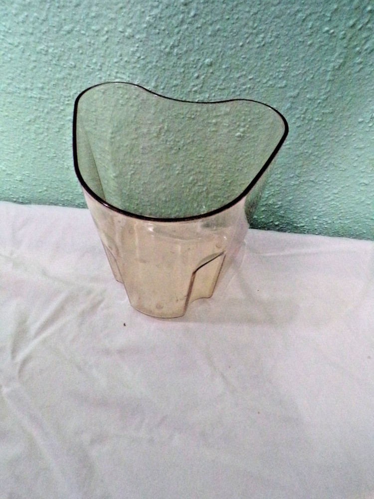 Omega Masticating Juicer Replacement Juice and Pulp Container VRT330