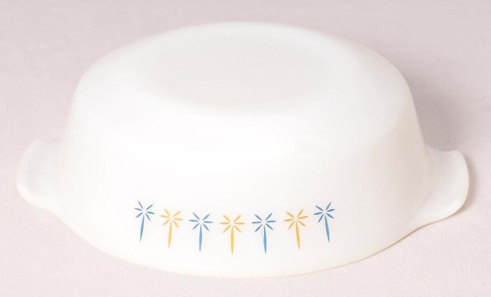 Ancher Hocking, 1 1/2 quart Casserole Dish, Candleglow Pattern #437