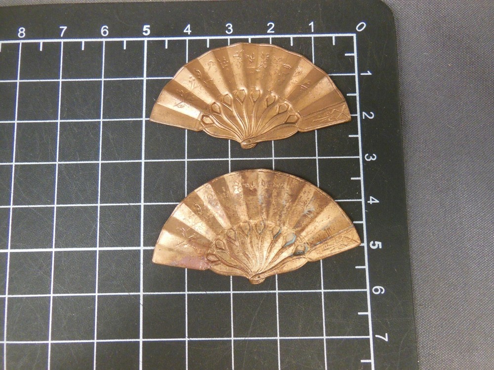 Brass Open Hand Fan (x2)  stamping (osb189)
