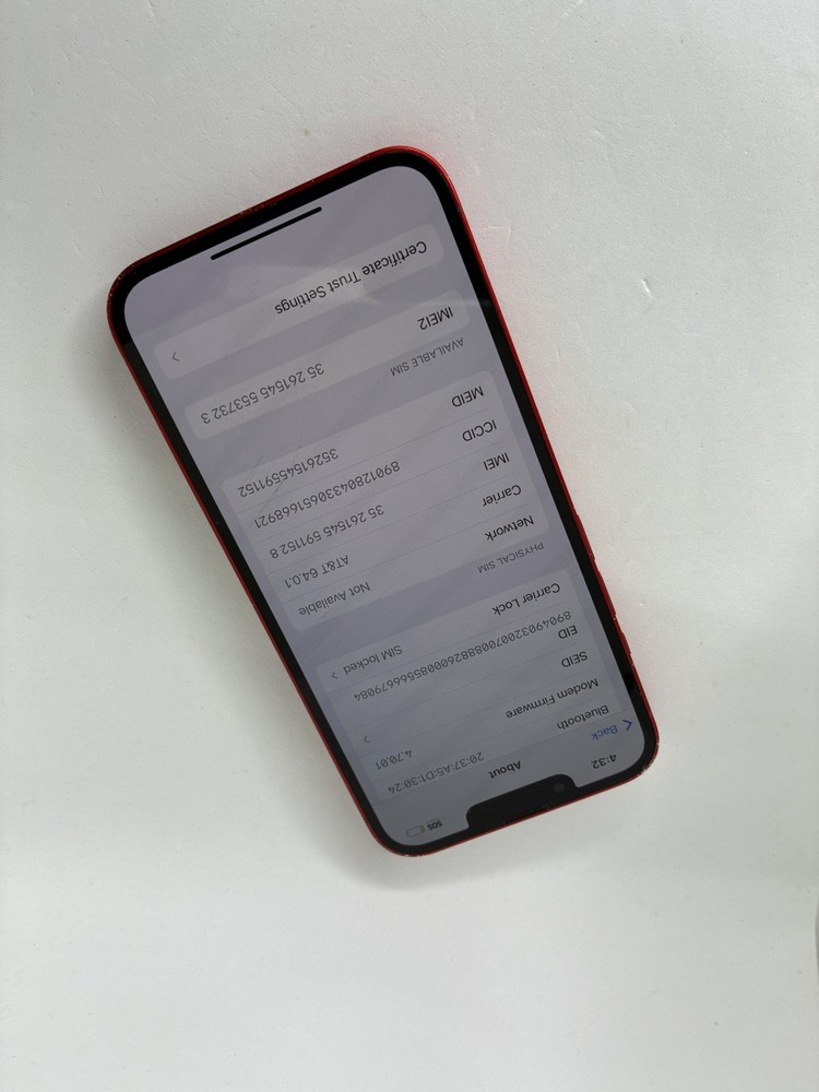 Apple iPhone 13 128GB Red Cracked Check Imei