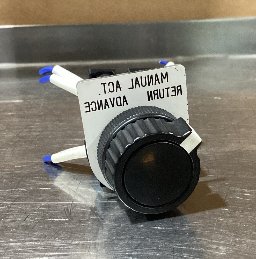 Fuji El AR30S2R 2-Position Pushbutton Selector Switch