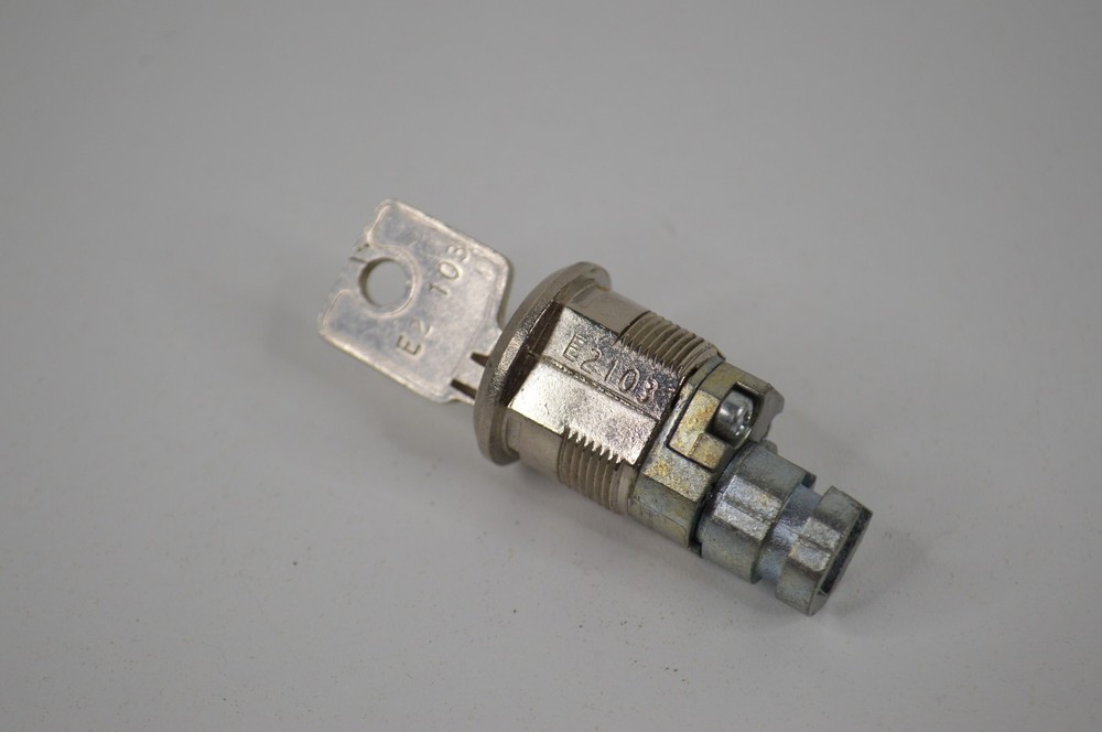 Lista E2103 Tool Cabinet Lock w/ 1 Key E2-103 Replacement Part