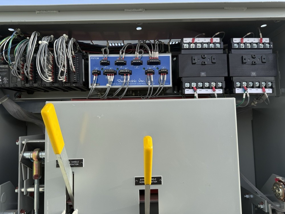 RUSS 2000Amp ATS Automatic Transfer Switch 2000 Amp 480V 277V 3 Phase 4 W