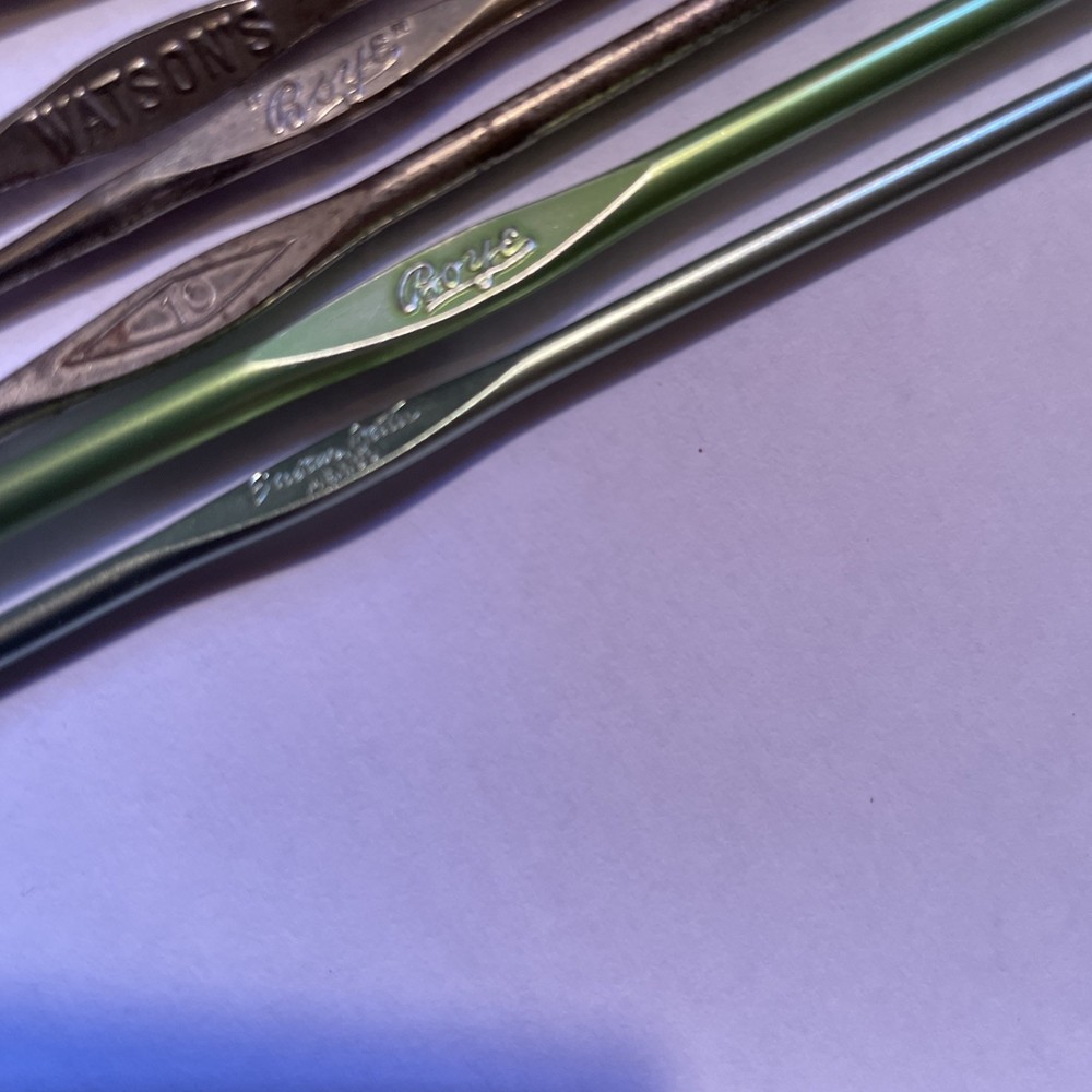 10 Assorted Boye Watson’s Susan Bates Other Crochet Hooks