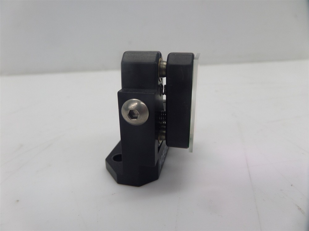 Thorlabs 105905-A Lens