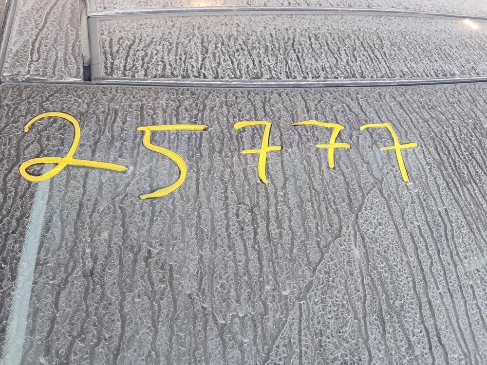 2015 KIA Cadenza Used Display Screen - No Anti-Theft Code, Reprogram Required