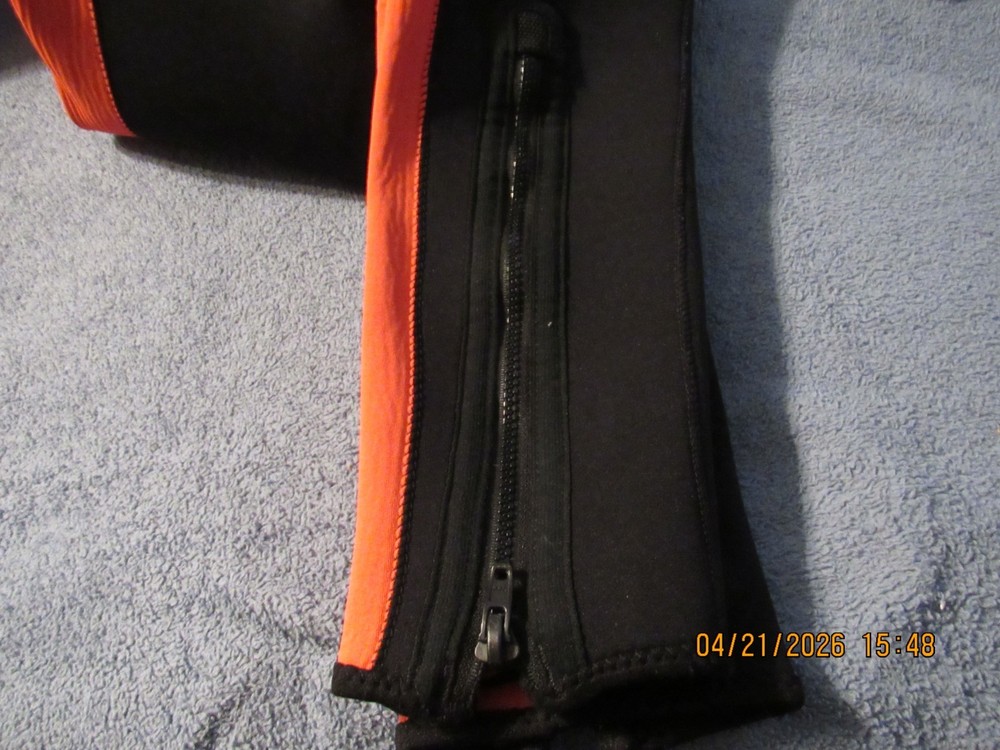 Mens Performance Dive Suit Wet Suit Medium M Black Orange