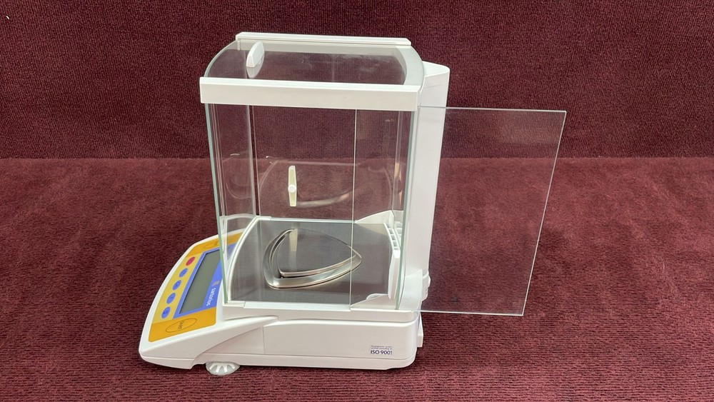 Sartorius CP124S Analytical Balance Scale