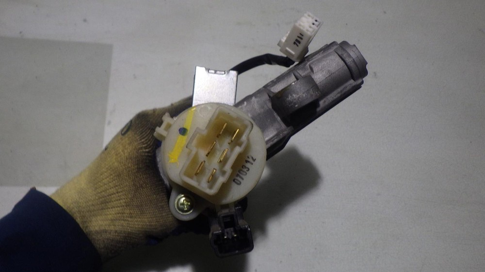 08 HYUNDAI SANTA FE Ignition W/Key