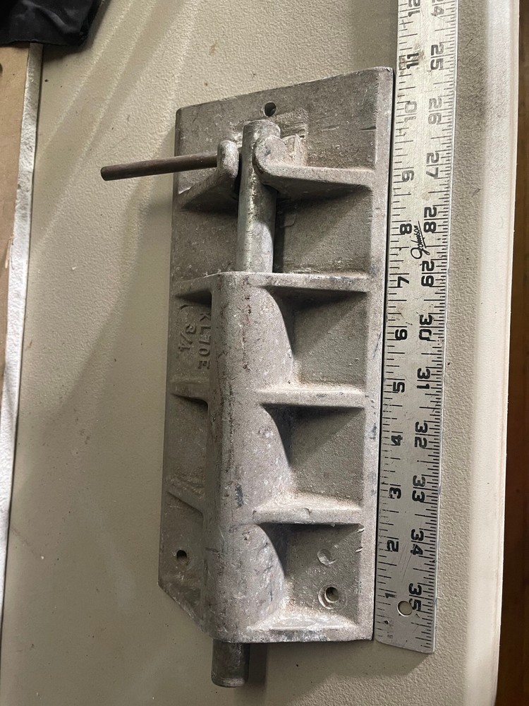 LARGE DEADBOLT SEE PHOTOS