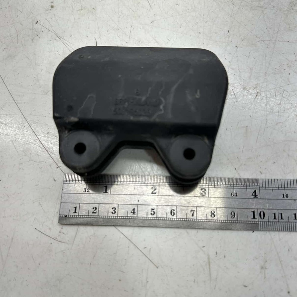 Rubber Stopper - 2022 Lynx Boondocker DS 165-3