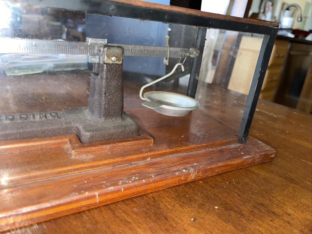 REDDING Hunter Man Cave Scale With Home Made Box For Display Powder Reloading