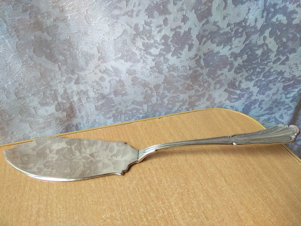 Rare Vintage SILVER Shoulder Kitchenware Cake spatula stamp 800