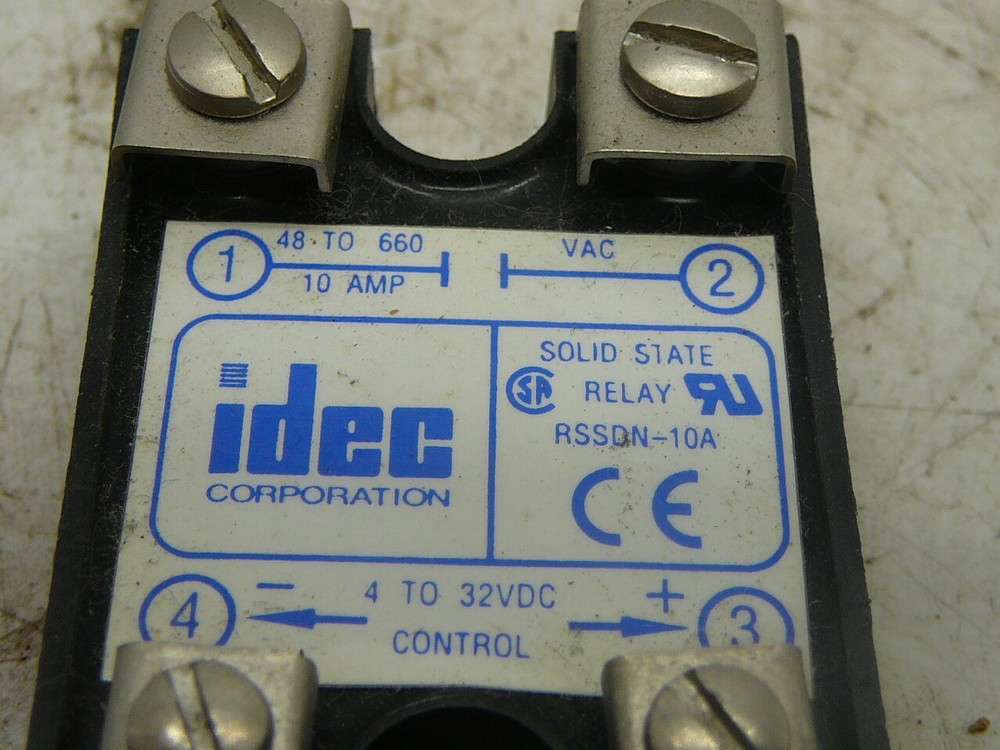 IDEC RSSDN-10A SOLID STATE RELAY, 48-660VAC 10 AMP LOT OF 2