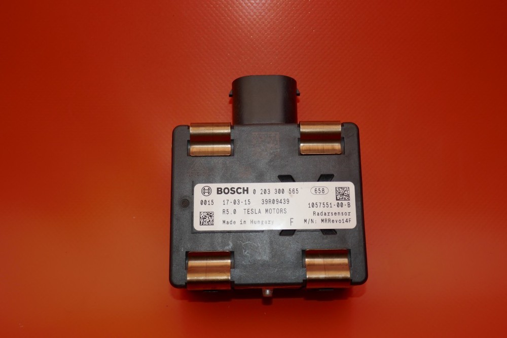 TESLA MODEL S X RADAR SENSOR FRONT 2016 2017 2018 2019 2020 1057551-00-B OEM