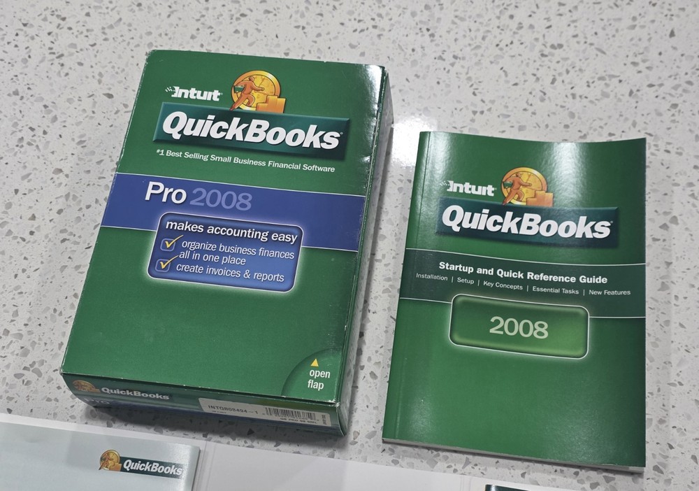 Intuit QuickBooks Pro 2008 for Windows (Retail) - Full Version for Windows