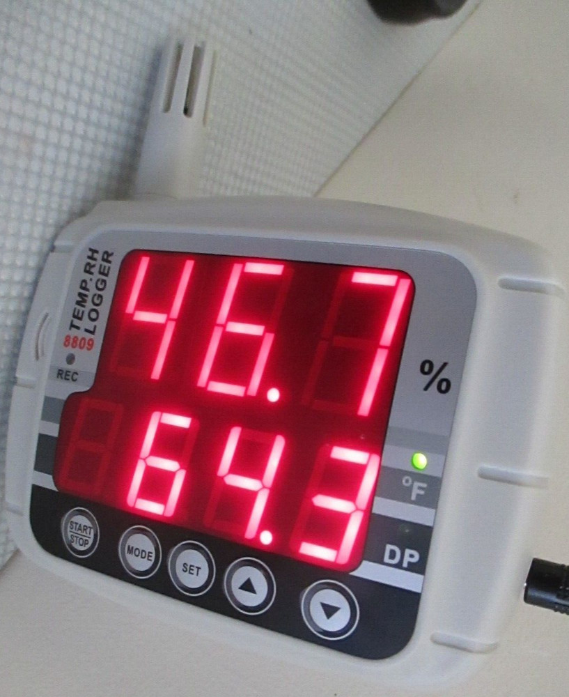 GENERAL TOOLS & INSTRUMENTS LTH8809DL LED TEMPERATURE HUMIDITY DATA LOGGER 8809