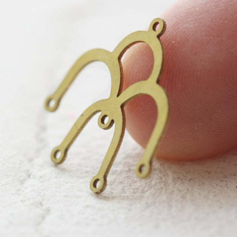 4 Pieces Solid Raw Brass Earring Finding - Earring Component 20x20mm (4631C)