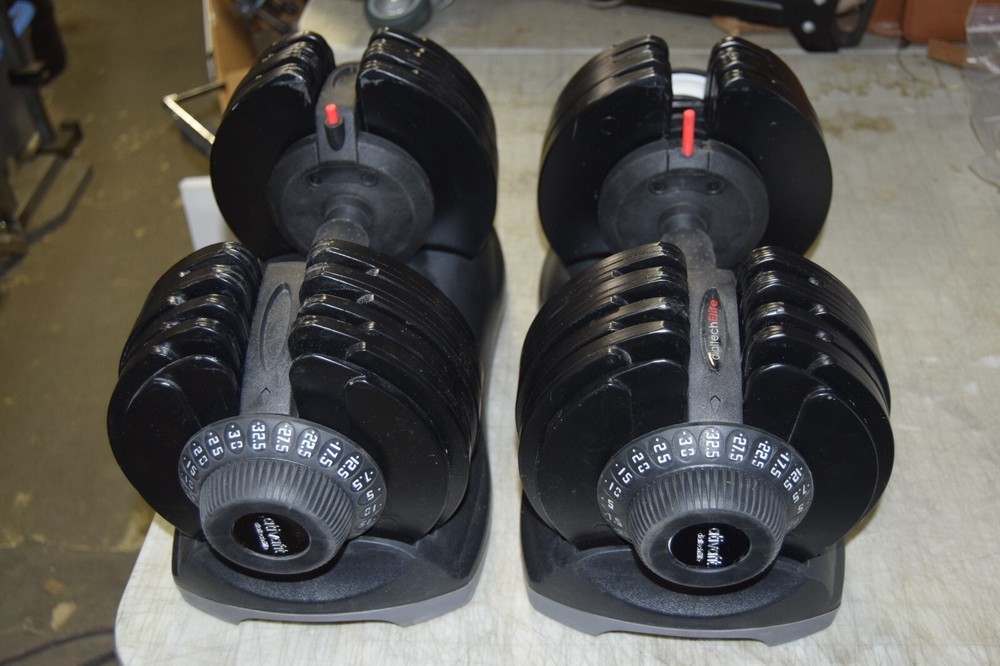 2 Ativafit Dialtech Elite 65 Lb Pound Adjustable Dumbbells with Bases **READ**