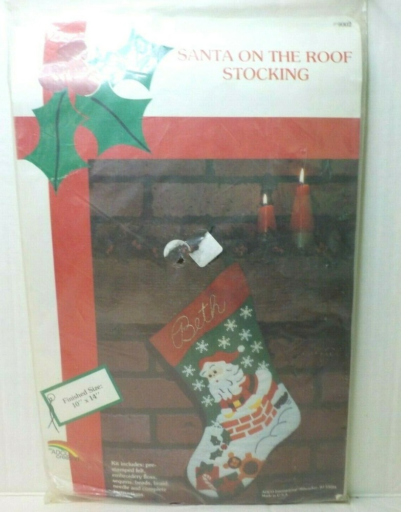 SANTA COMING DOWN THE CHIMNEY FELT SEQUIN CHRISTMAS STOCKING KIT 9002 ADCO
