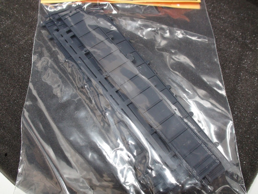 HO Micro- Engineering #80-166 HO 50' plate girder 4each