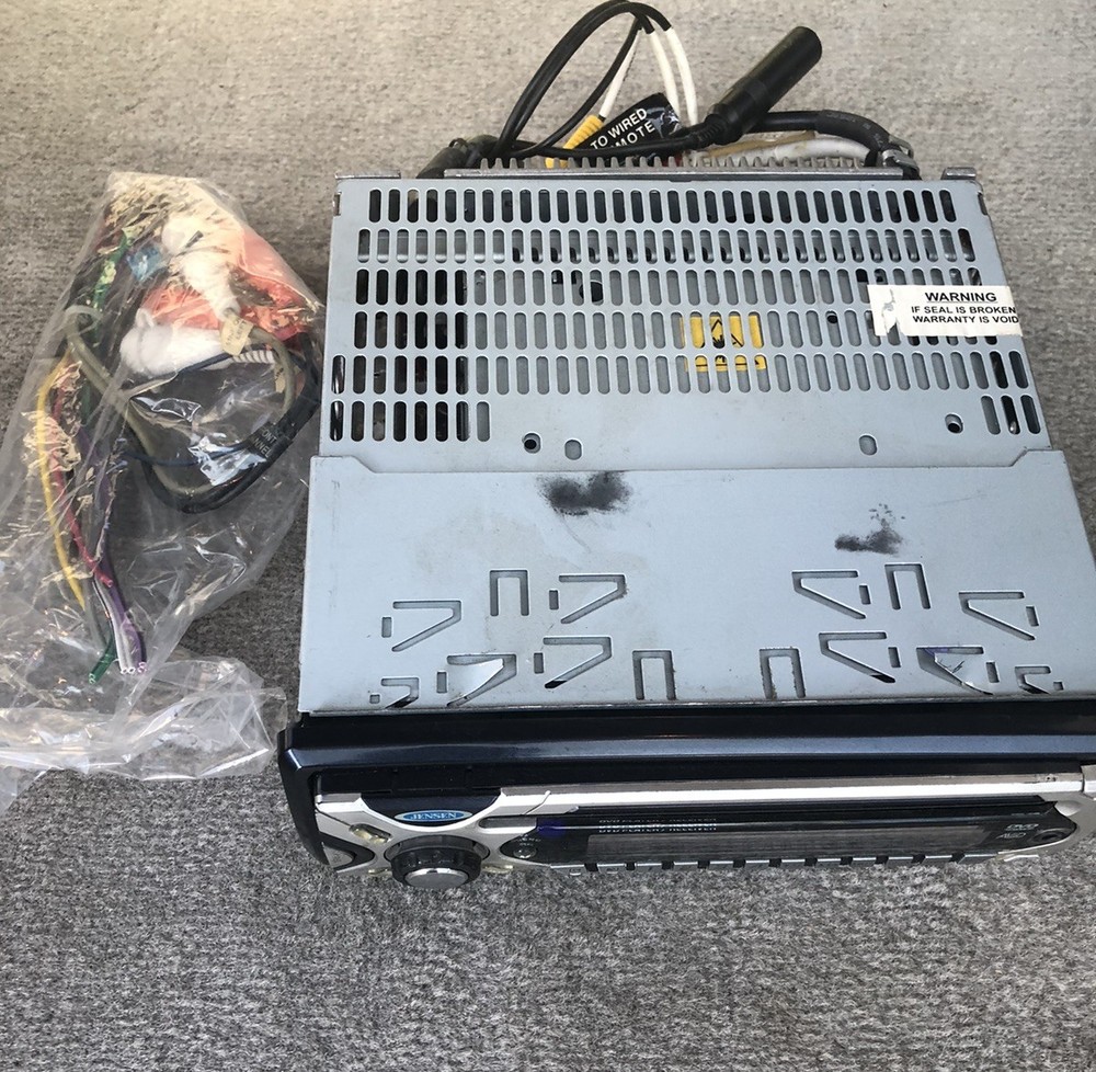 Jensen DV2007 Single DIN receiver with DVD player