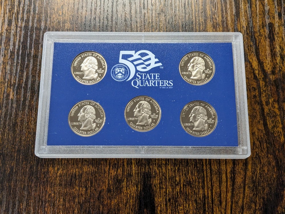 2003-s QUARTER Proof Set. JUST AS PICTURED.
