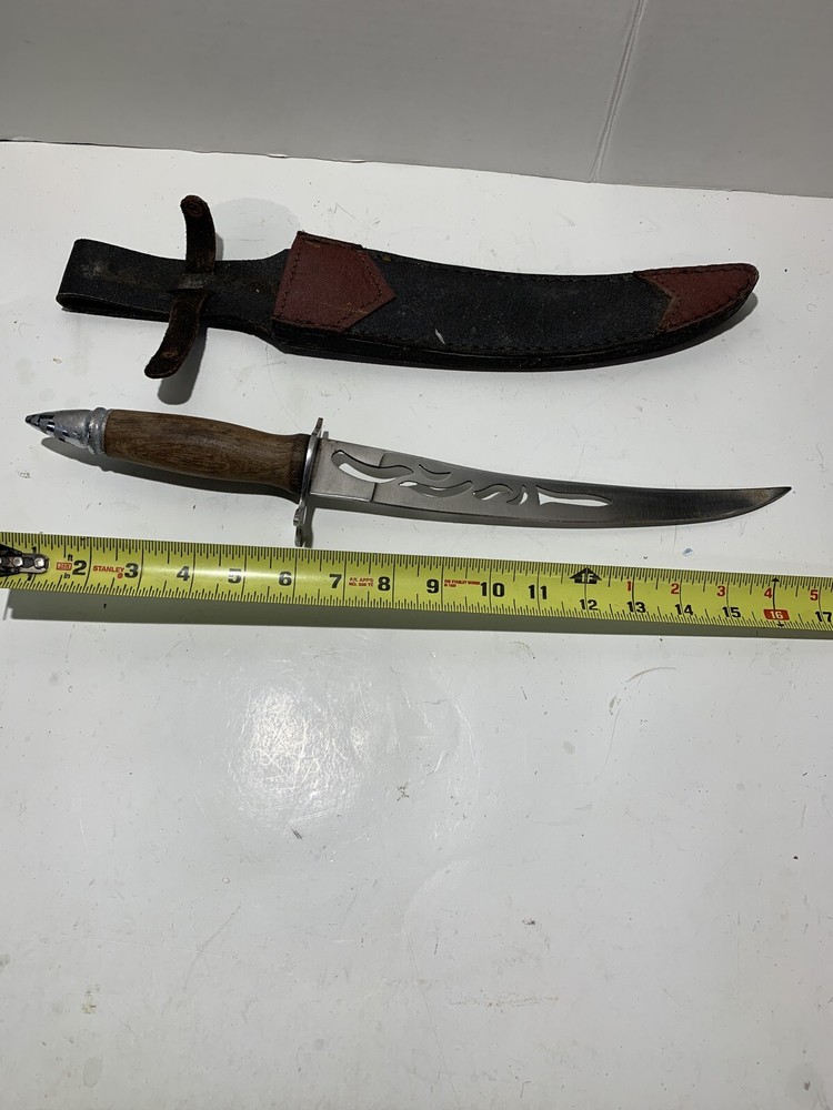 16 Inch Knife KNIFE With Case.